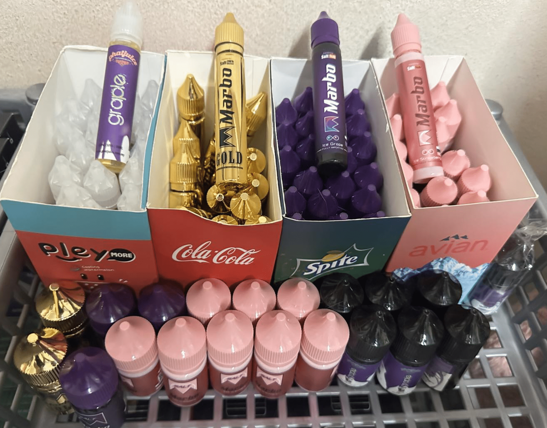 พอต และน้ำยาไฟฟ้า ภายในร้านที่ ปทุมธานี